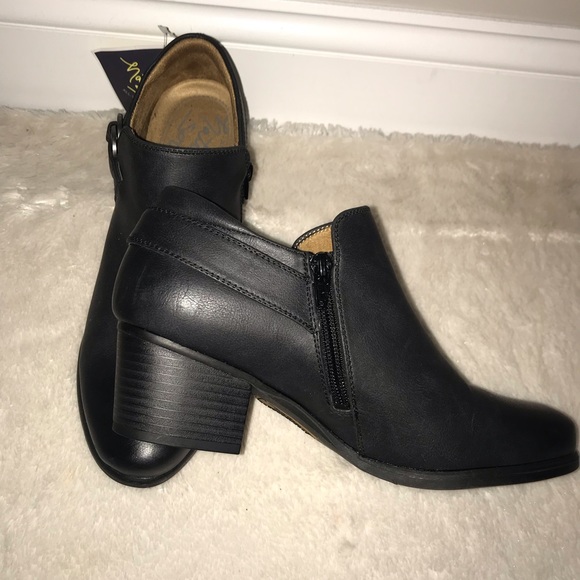 [SOLD] Womens Natural Soul Candie Slip On Booties - Picture 5 of 5
